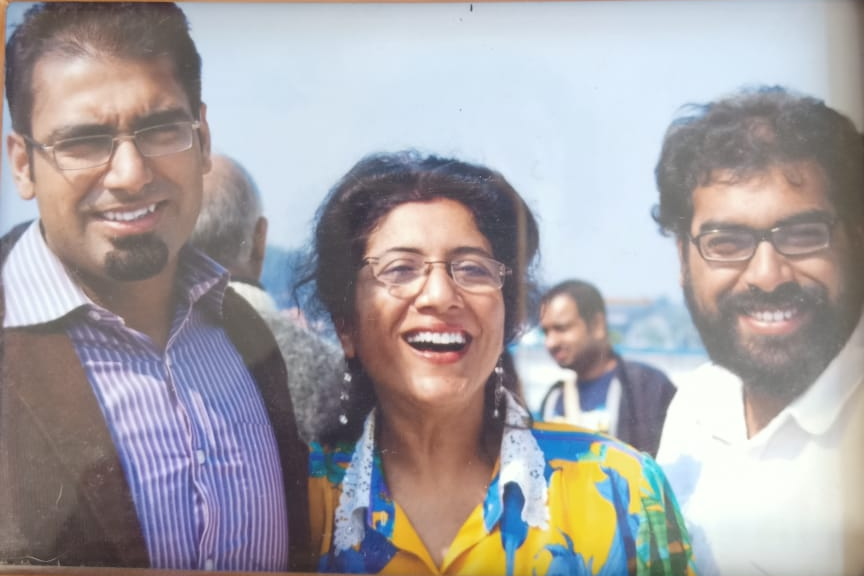 Songeeta di with Ghonto and Choto